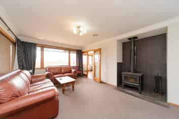 337 Botanical Road, West End