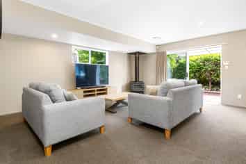 1 Azalea Close, Templeton