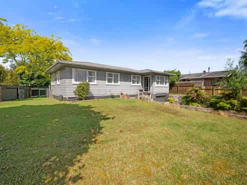 14 Rimuvale Street, Pukehangi