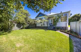 7 & 7A Ventnor Street, Mornington