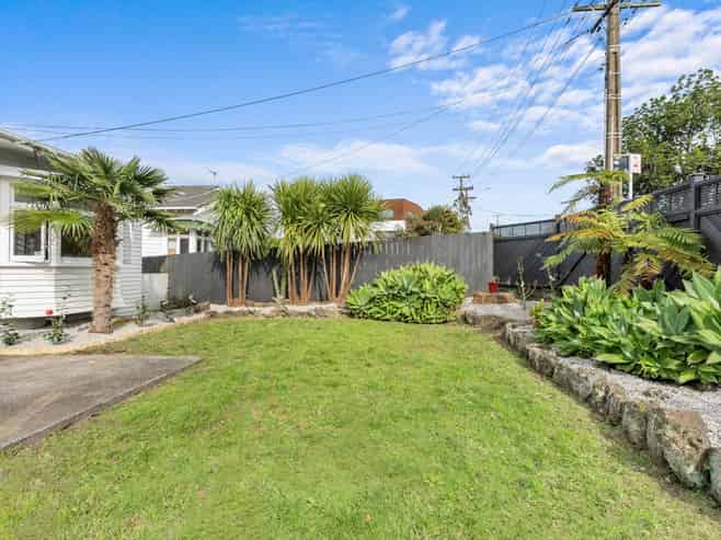 261 Campbell Road, Greenlane