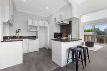 181 Tukapa Street, Westown