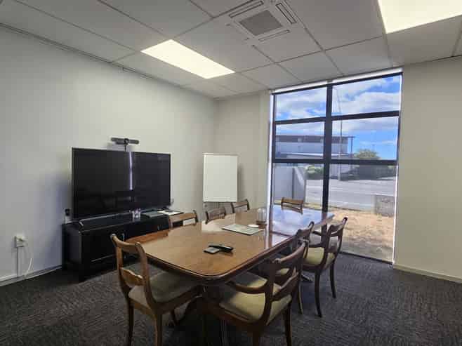 Workshop and Amenities at Stortford Lodge