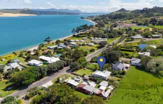 301 Hokianga Harbour Drive, Omapere
