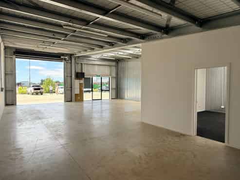 Smart, Practical, and Well-Located Industrial Unit