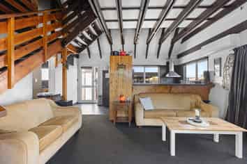 1/459A Main South Road, Hornby