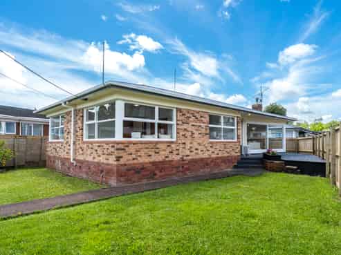 39 Harrington Road, Henderson