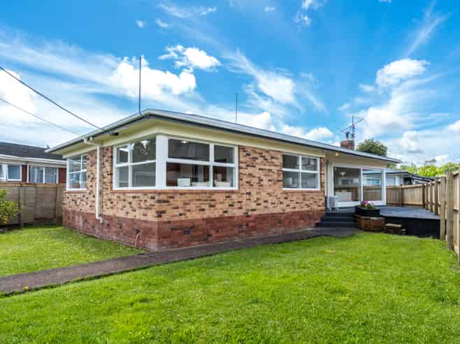 39 Harrington Road, Henderson