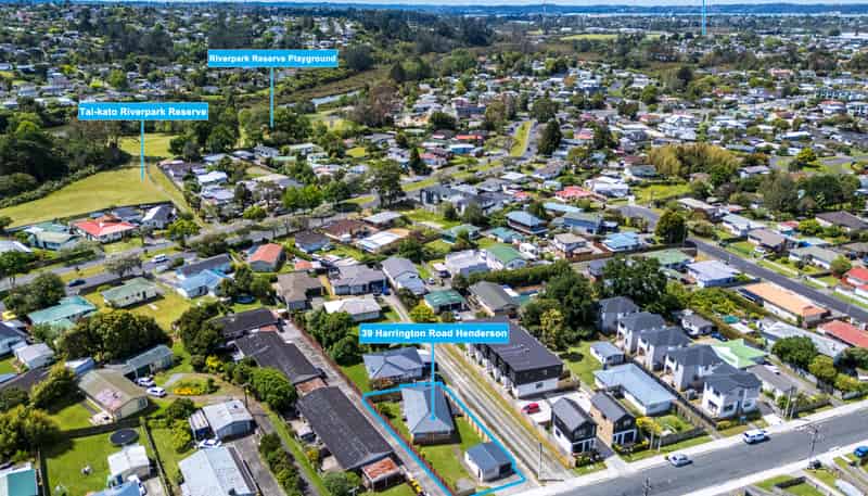 39 Harrington Road, Henderson