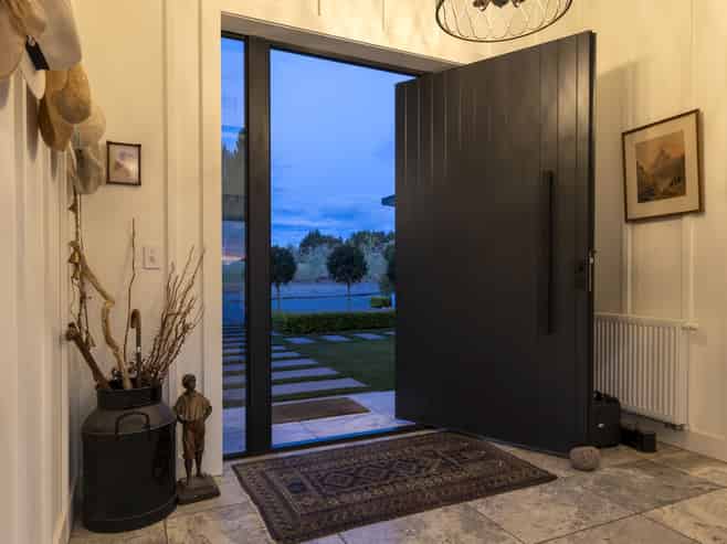 2/675 Whangamata Road, Kinloch