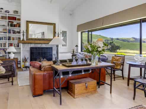 2/675 Whangamata Road, Kinloch