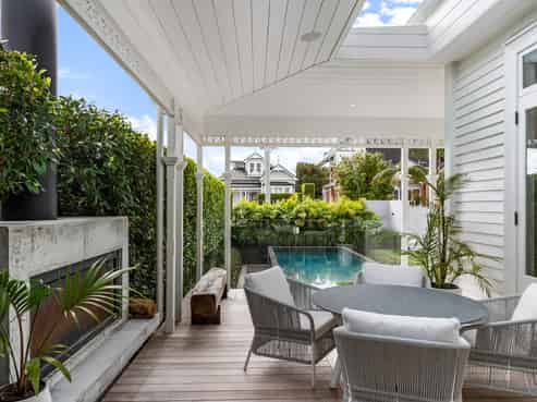 8 Wallace Street, Herne Bay