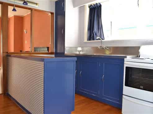 53 Savage Crescent, West End