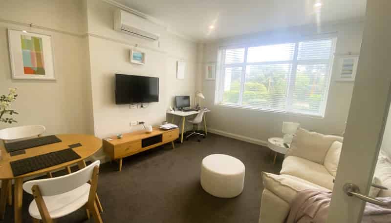 9/48 Oriental Parade, Oriental Bay