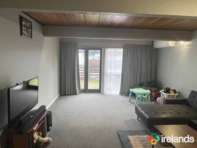 2/3 Seddon St, Beckenham