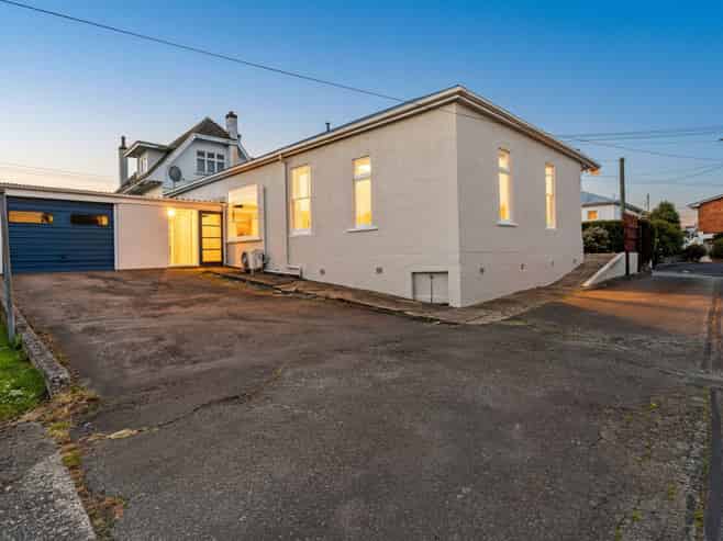 4 Argyle Street, MORNINGTON