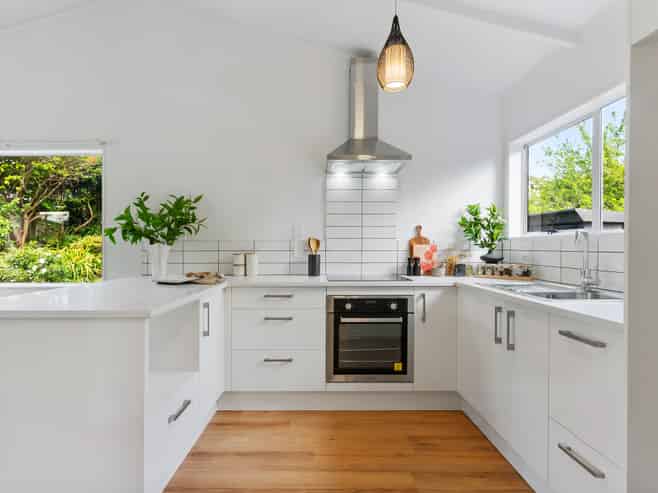 1/72 Vodanovich Road, Te Atatu South