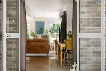 33 Brookfield Terrace, Brookfield