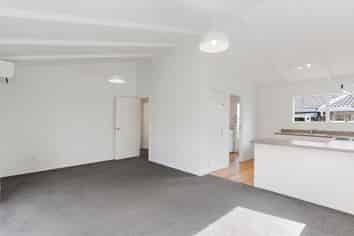 72 Vodanovich Road, Te Atatu South