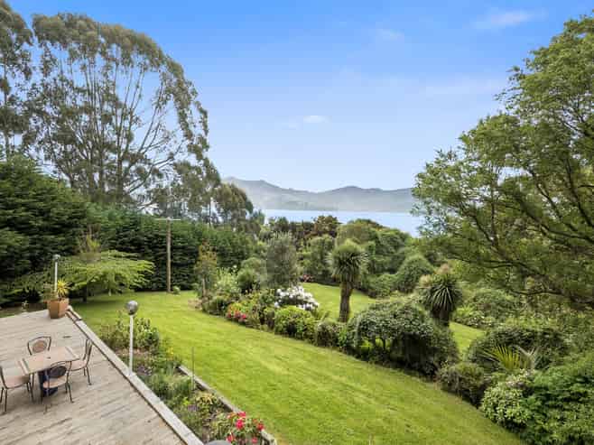 11 Clearwater Street, Broad Bay