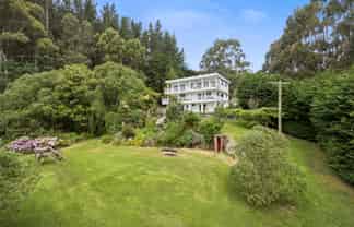 11 Clearwater Street, Broad Bay