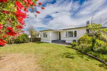 12 Woburn Street, Waipukurau