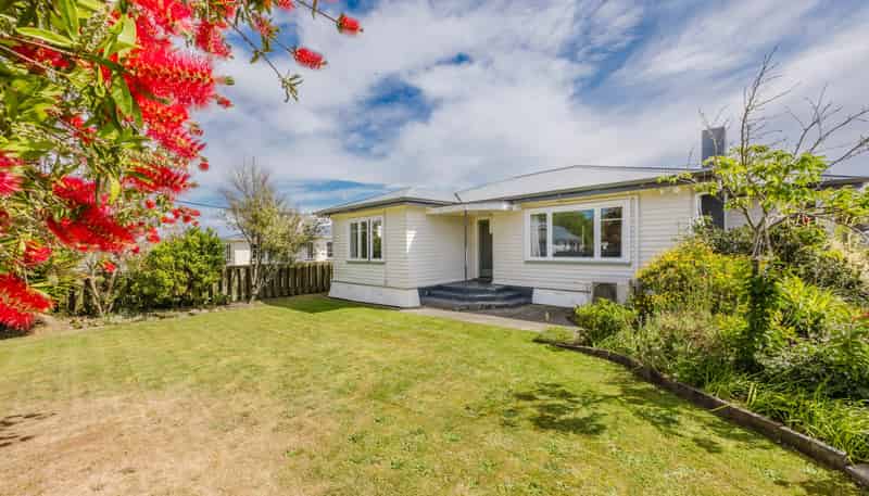 12 Woburn Street, Waipukurau