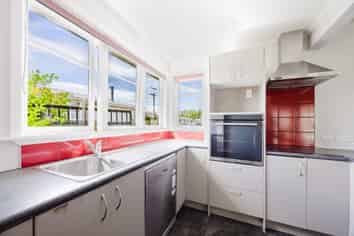 12 Woburn Street, Waipukurau