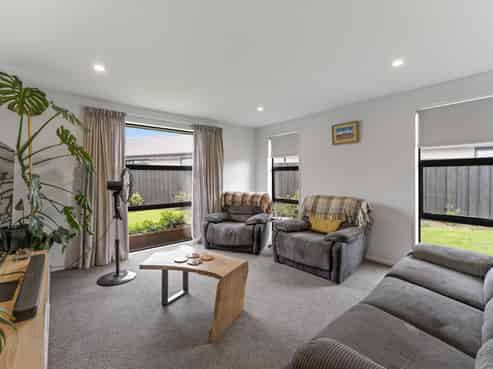 21 Angus Place, Rangiora