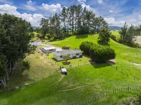 1569 Poihipi Road, Oruanui