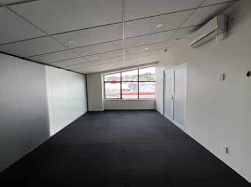 $300 per week - small office