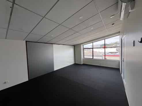 $300 per week - small office