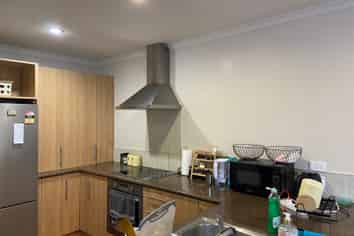 6h Jones Crescent, Melville