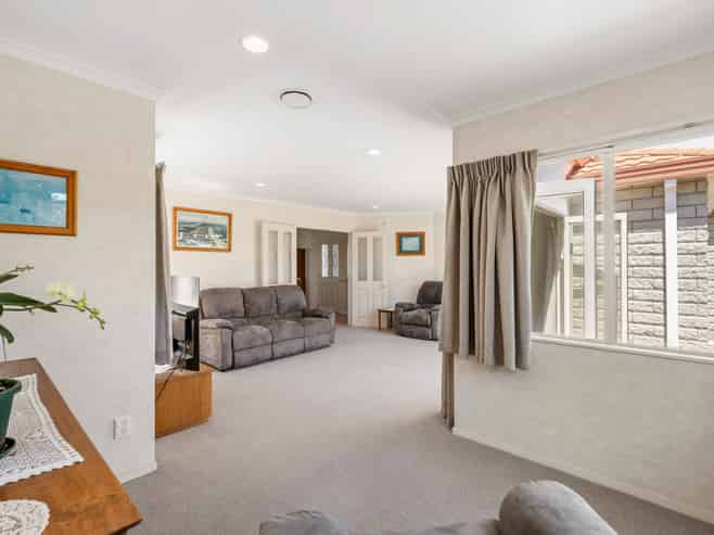 1 Tui Street, Mount Maunganui