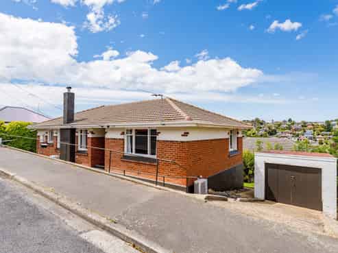 2 Dale Street, Wakari