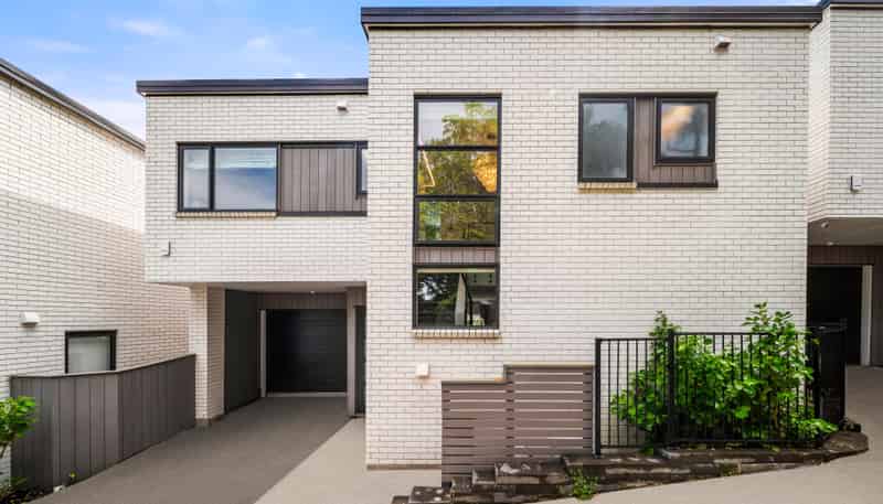 242c St Andrews Road, Epsom