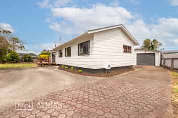 84 Holdsworth Avenue, Trentham