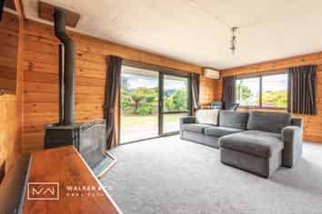 84 Holdsworth Avenue, Trentham