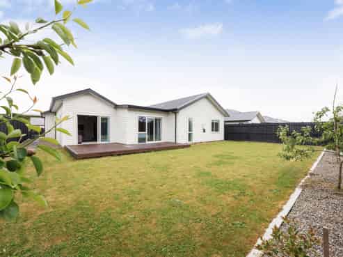 72 Freedom Drive, KELVIN GROVE