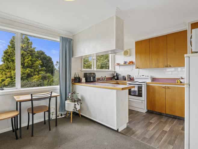 82 Koremata Street, Green Island