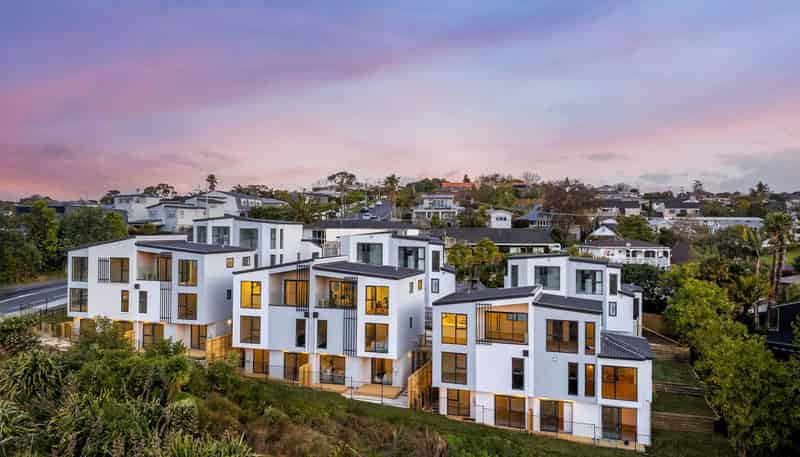 6/1090 Beach Road, Torbay