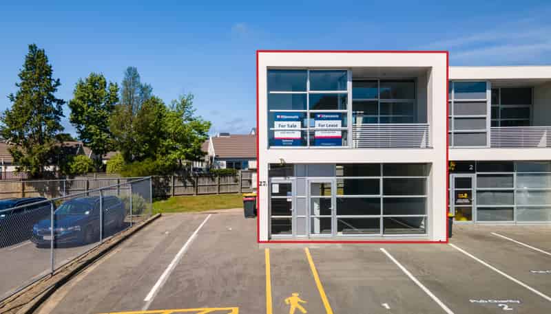 1/27a Sir William Pickering Drive, Burnside