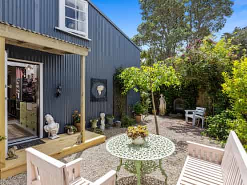 33A Rambler Crescent, Beach Haven