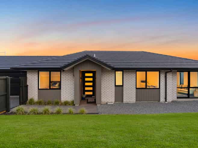 4 Foster Place, Amberley
