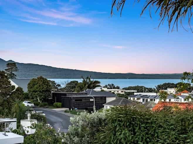 1/95 Rukutai Street, Orakei