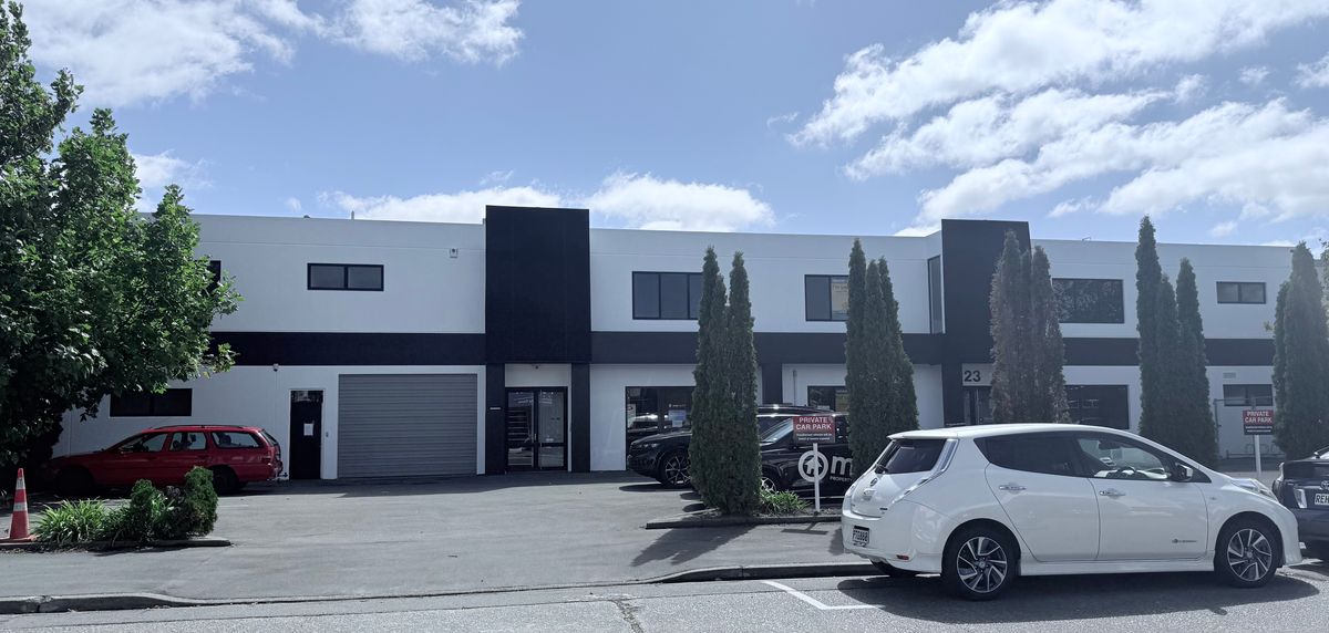 Professional Office Spaces - Excellent City Access