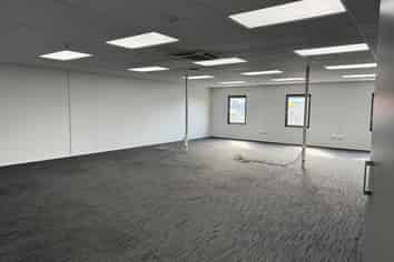 Professional Office Spaces - Excellent City Access