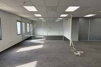 Professional Office Spaces - Excellent City Access