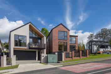 1 & 2/101 Oaktree Avenue, Browns Bay