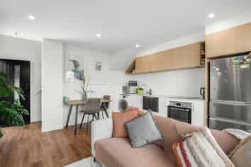 9/207 Oxford Terrace, Avalon